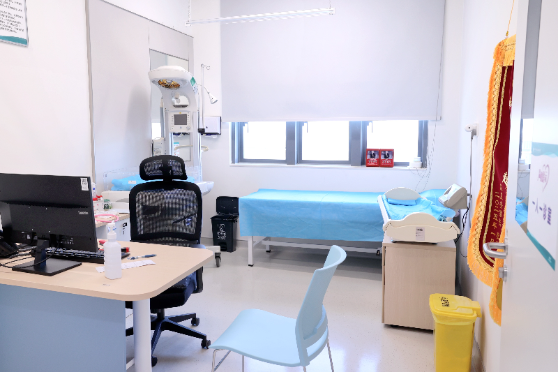 新生儿门诊 (2).jpg